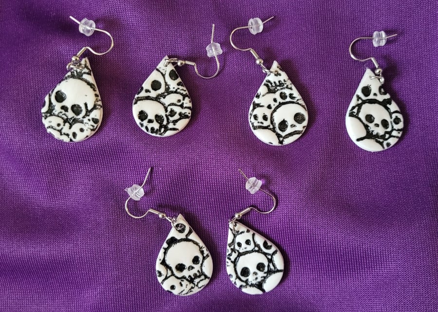 Handmade Polymer Clay Medium Black and White Skull Earrings, 316 Stainless Steel