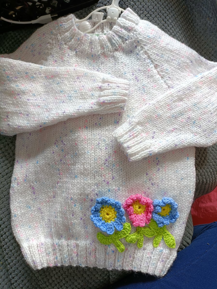 Hand Knitted childrens jumper age 2-3 years