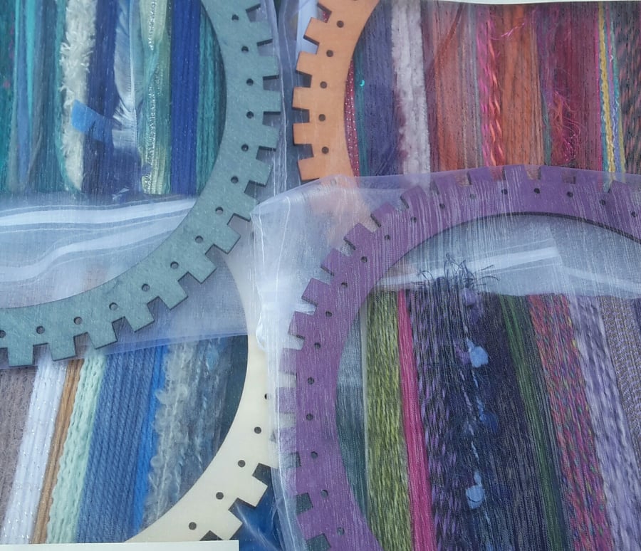 Weaving kit - medium circle loom