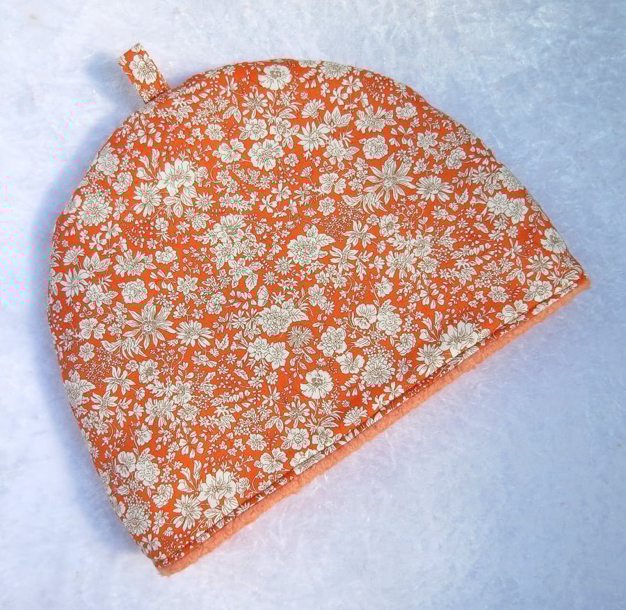   Tea cosy, to fit a 3 cup teapot, floral tea cosy