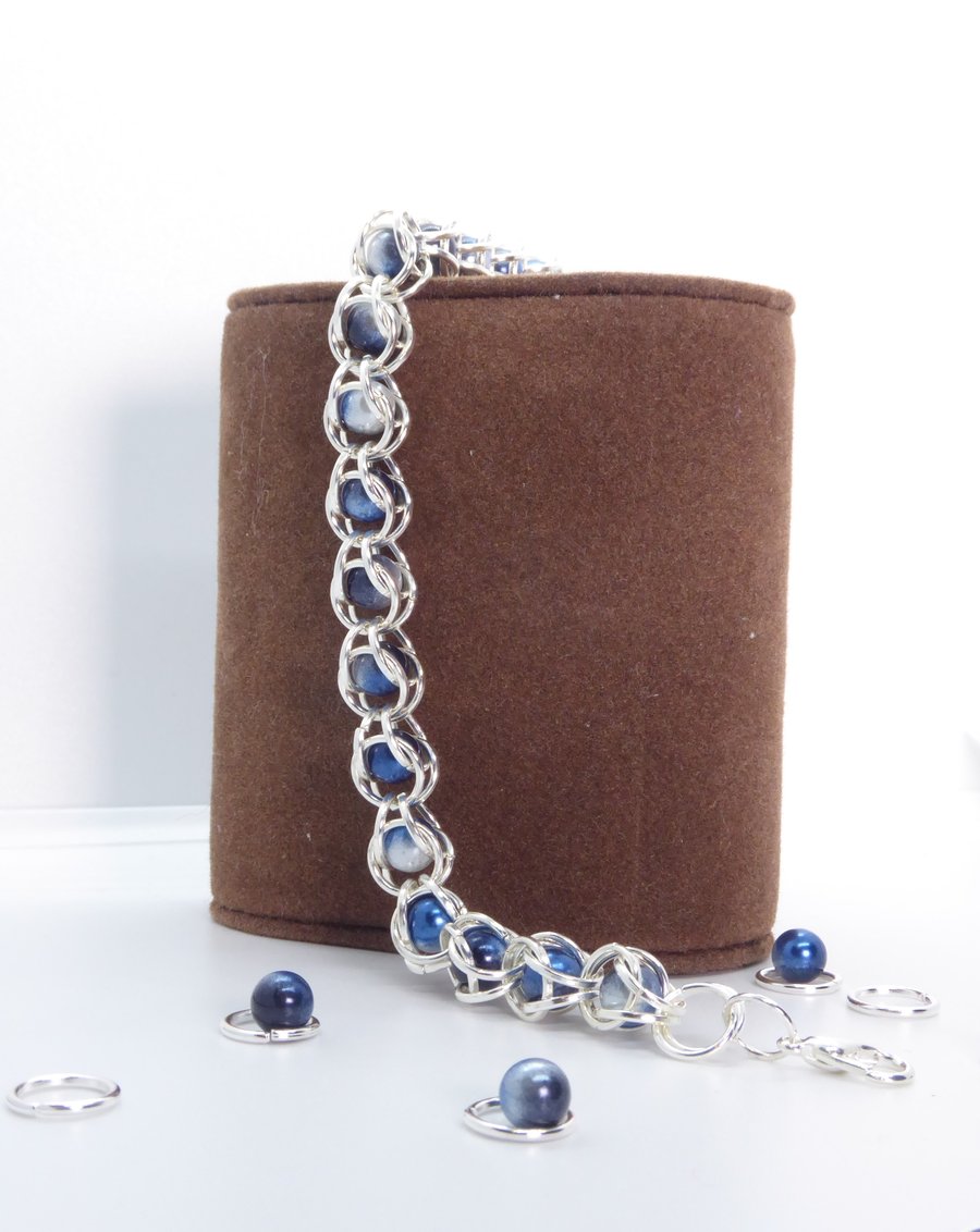 Silver Chainmaille Bracelet with Two Tone Faux pearls in Blue and White