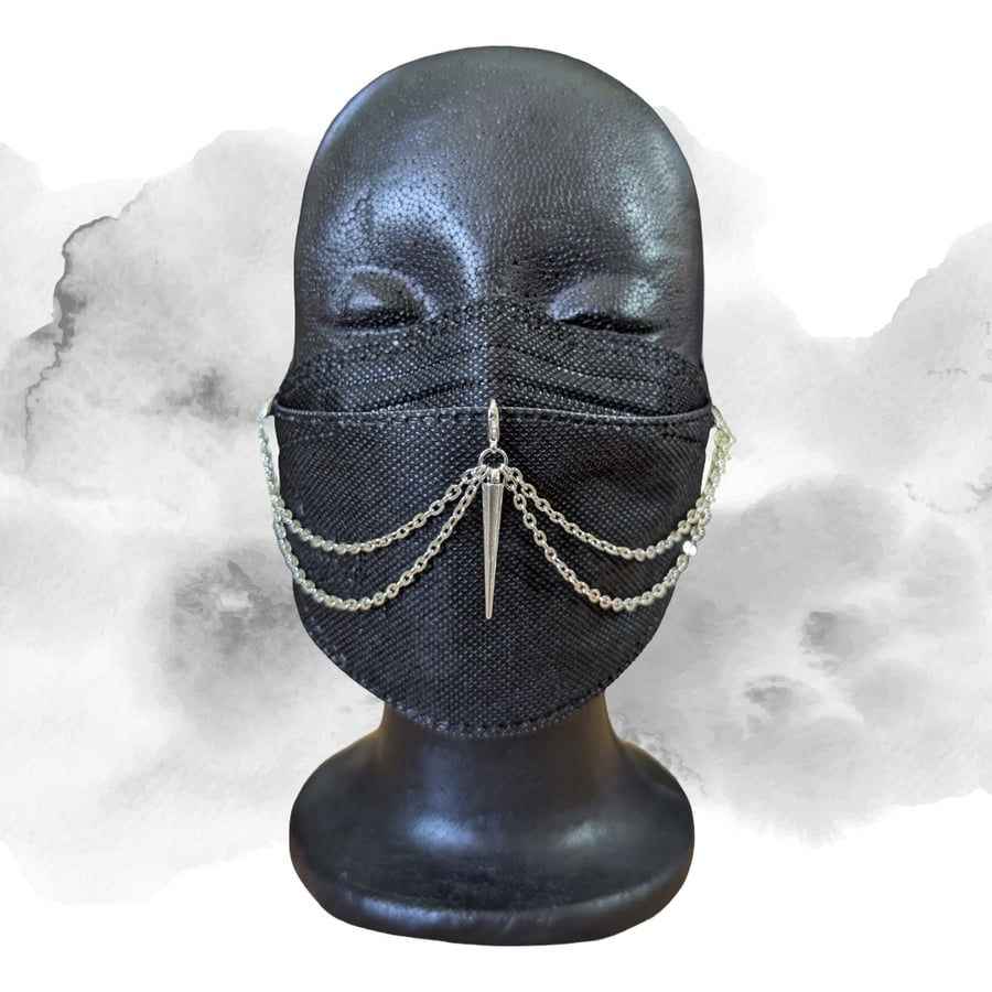 Three point silver spike mask chain