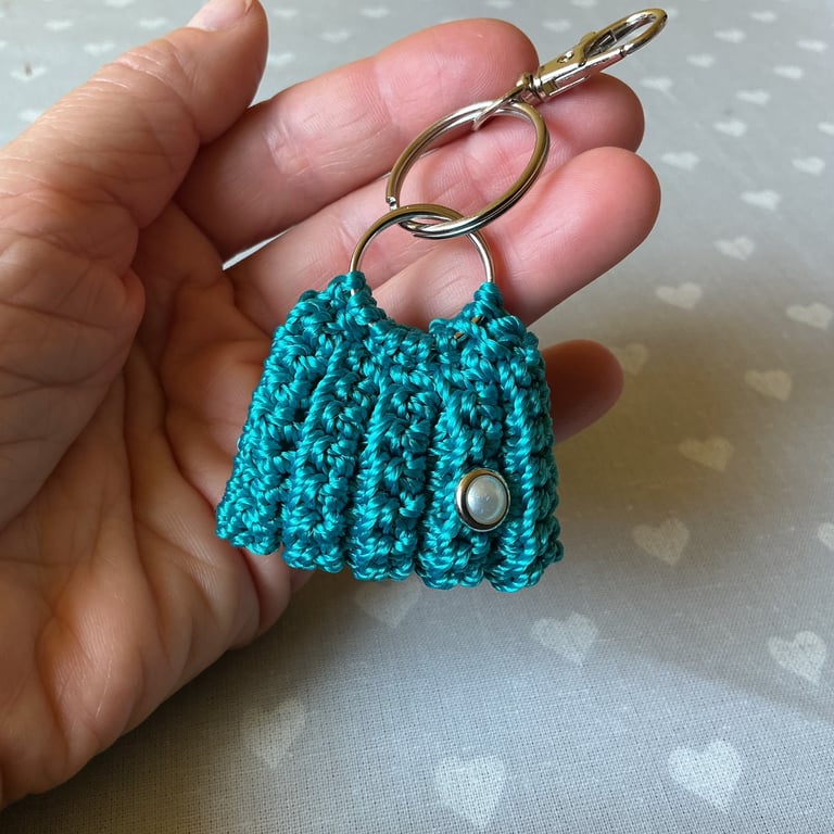 Crochet mini bagcharm keyring