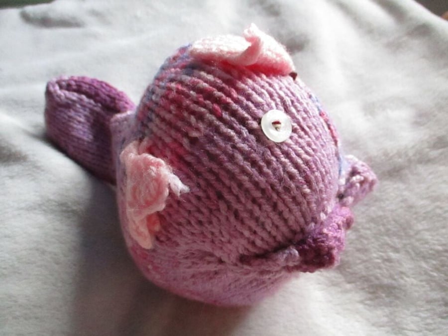 Chunky Pink Purple Yarn Midi Fish with Pink Fins & Pale Pearly Eye Knitted By KM
