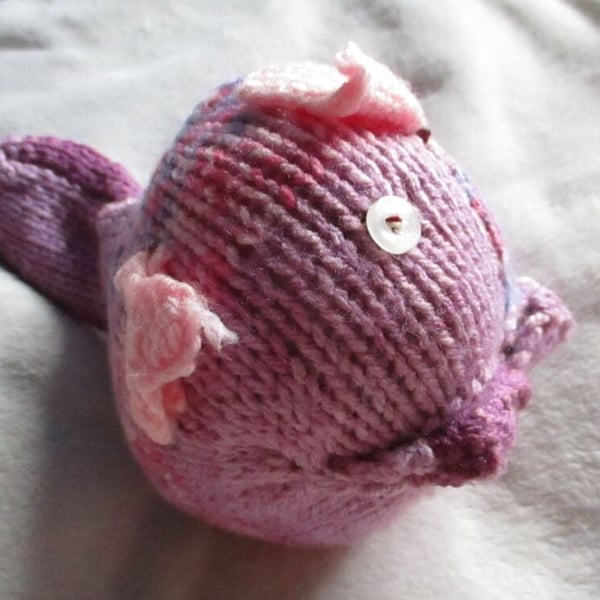 Chunky Pink Purple Yarn Midi Fish with Pink Fins & Pale Pearly Eye Knitted By KM
