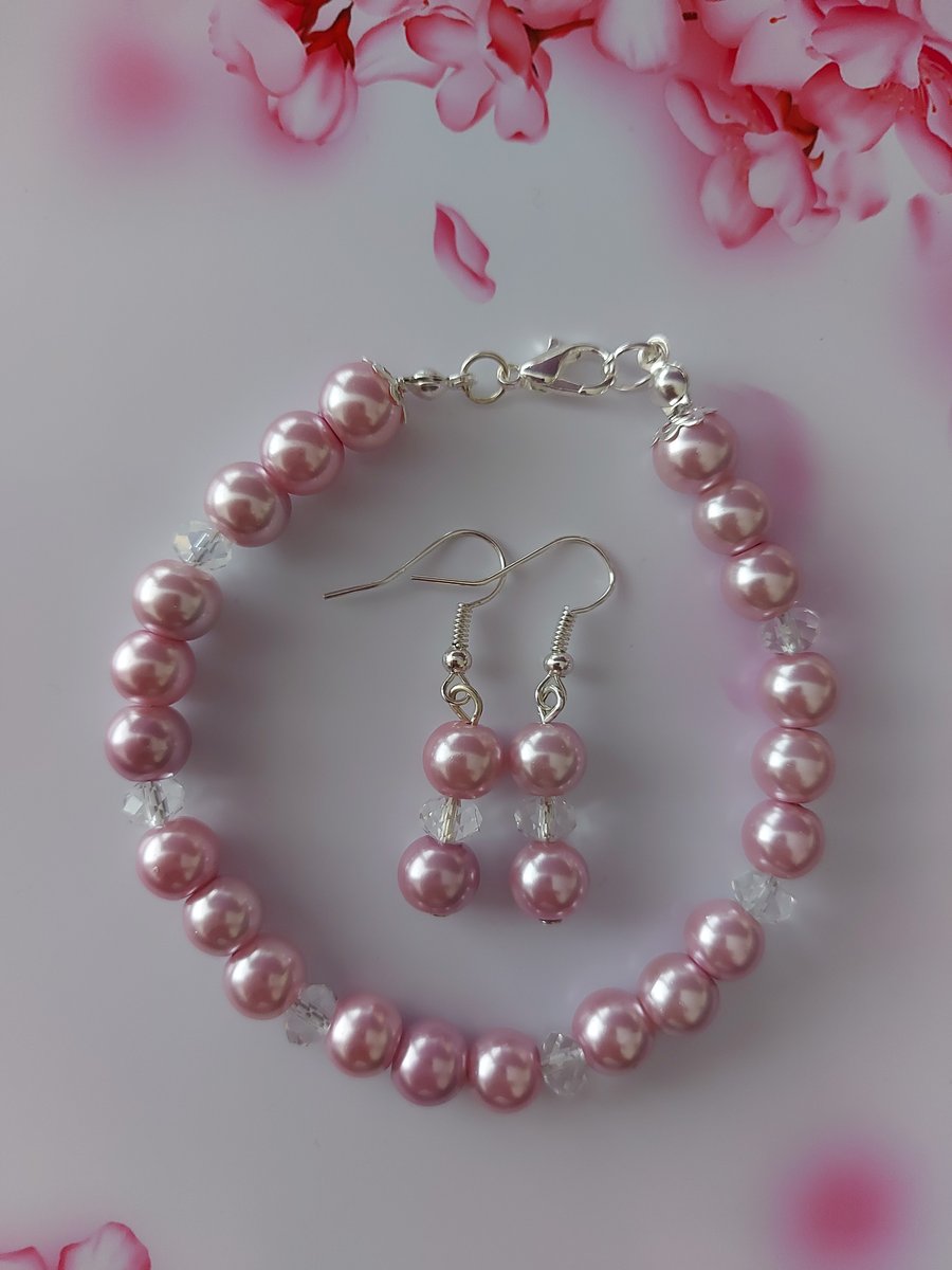 8mm Mauve Pink Glass Pearl & Crystal Bracelet & Earrings Set in Card Gift Box