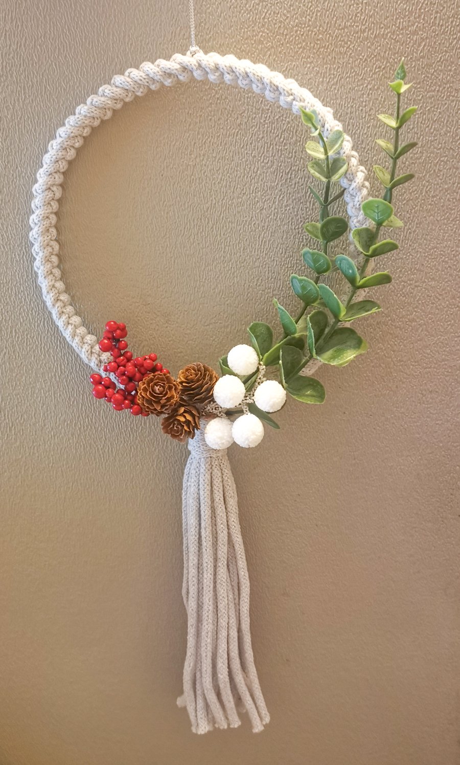 Christmas Wreath - Handmade Macrame Xmas Decoration 