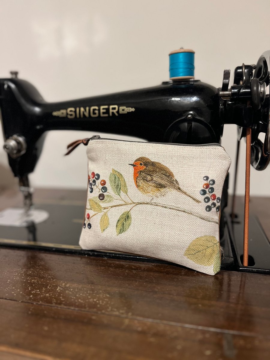 Robin and berries linen small zip pouch