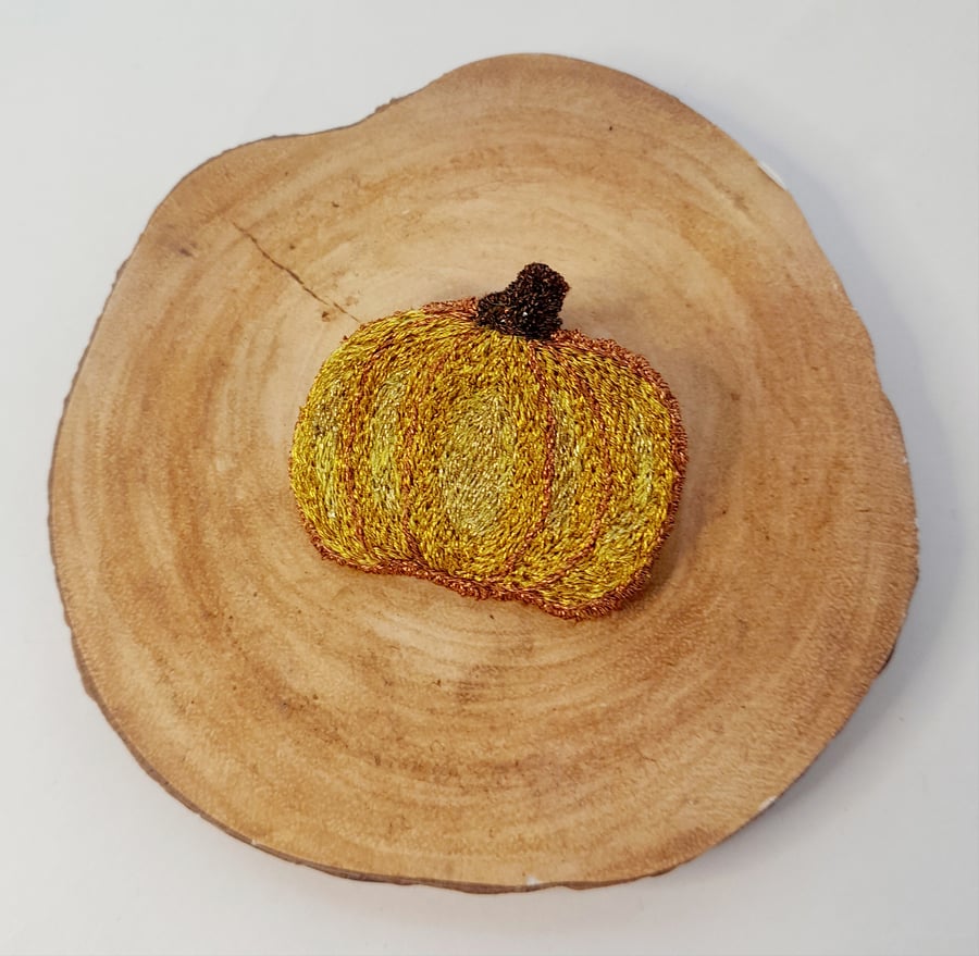 Hand embroidered Metallic Pumpkin brooch keyring 