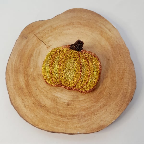 Hand embroidered Metallic Pumpkin brooch keyring 