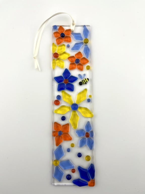 Fused Glass flowers suncatcher with small bee