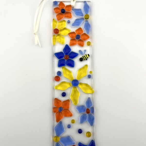 Fused Glass flowers suncatcher with small bee