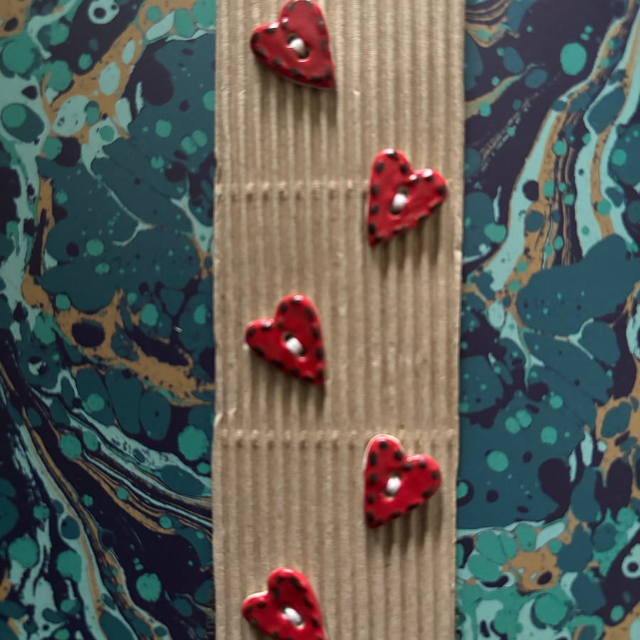 Red Heart Buttons with black stitching 0.6 inch    - set of 5