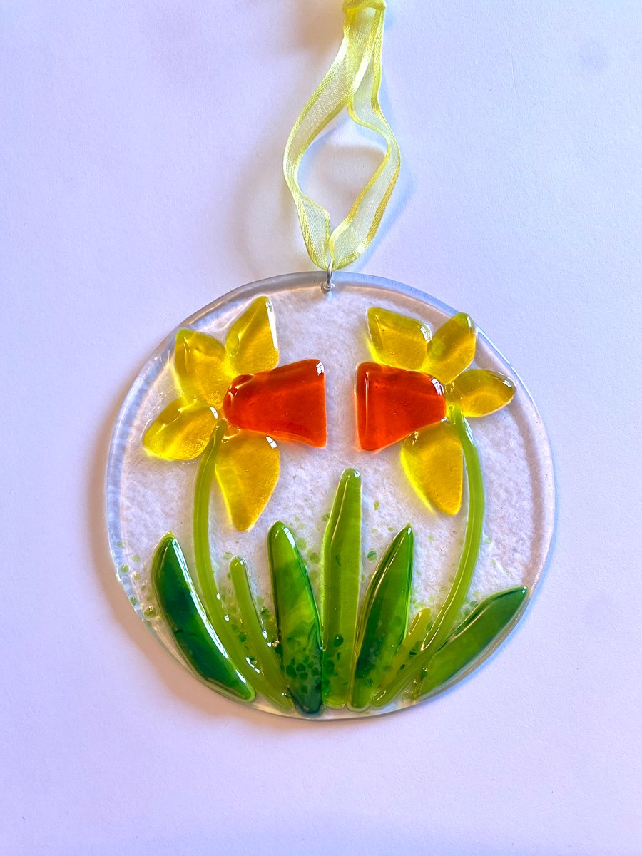 Fused glass daffodil hanging sun catcher decoration 