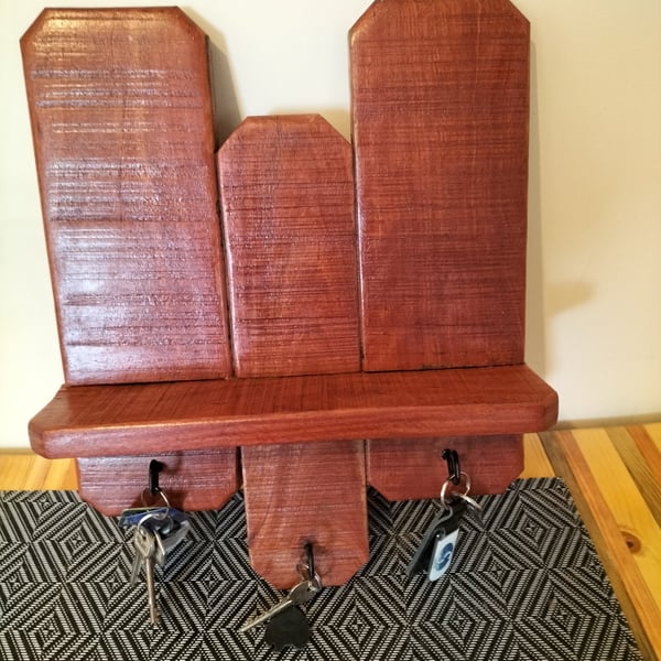 Attractive Hall Shelf and Keyholder