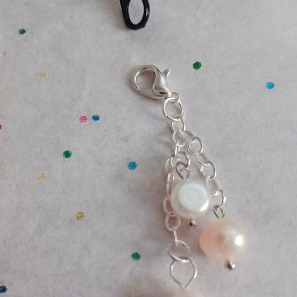 Handmade Pearl Zipper Charm