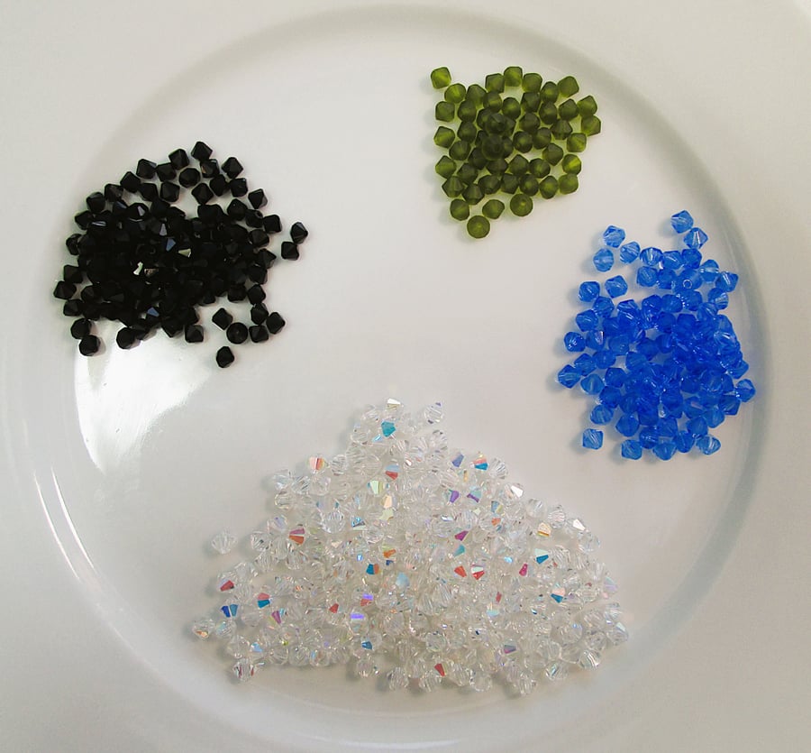 Destash 4mm czech glass bicone beads