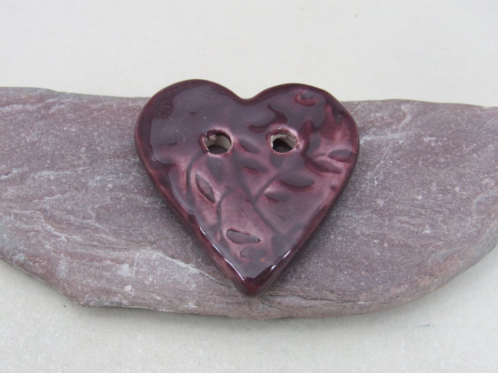 Medium Aubergine Purple Leaf Sprig Texture Heart Shaped Ceramic Button