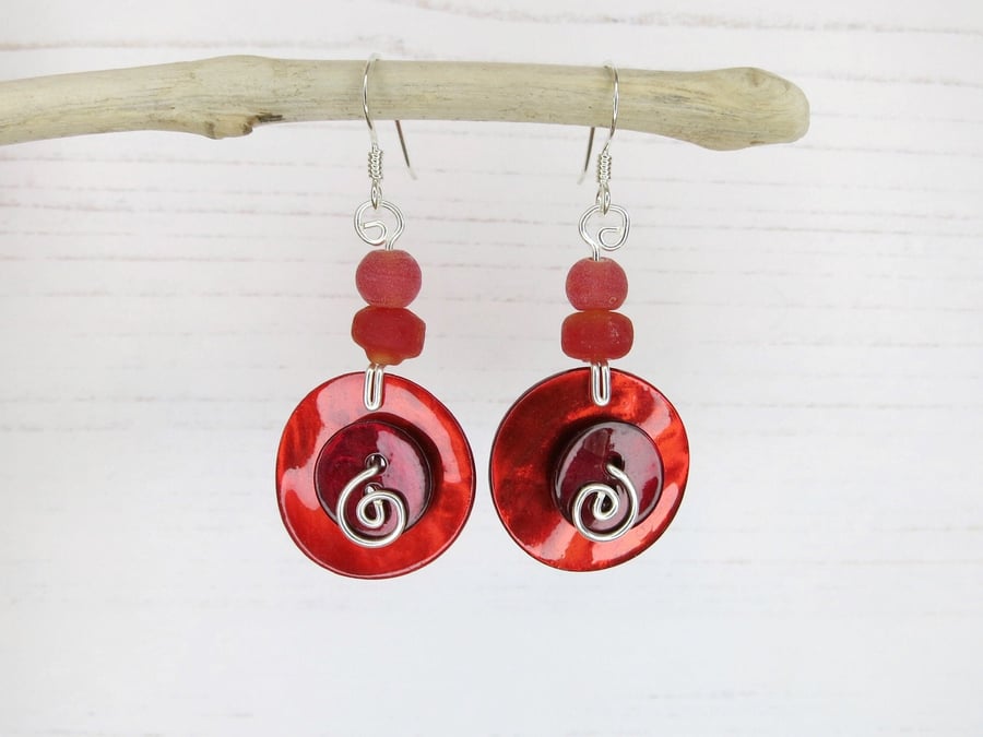 Shell Button Earrings with Frosted Glass Beads - Bright Red with Deep Red 