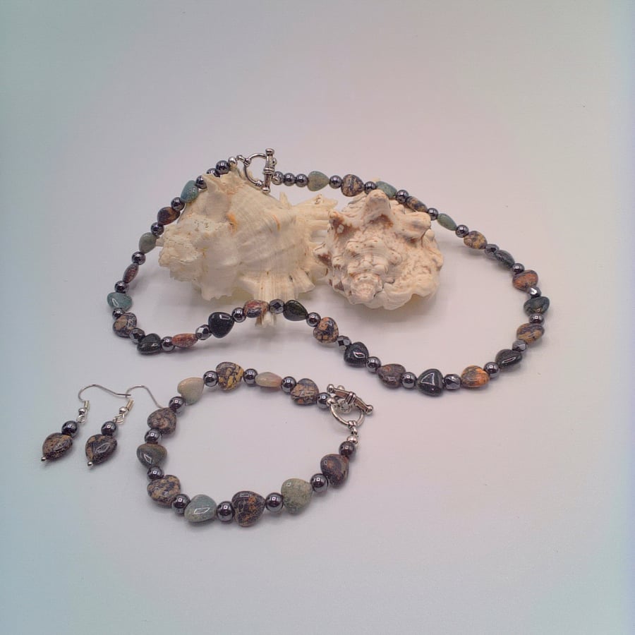 Jasper Hearts & Charcoal Haematite Bead Necklace Bracelet and Earrings, Gift Set