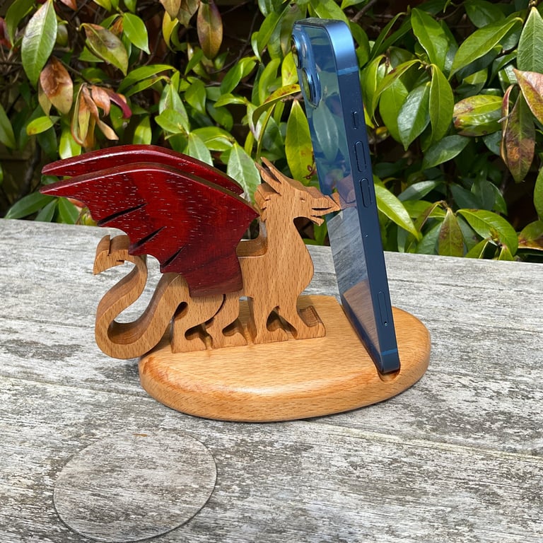 Handcrafted Beech Wood Dragon Phone Stand – Novelty Mobile Holder
