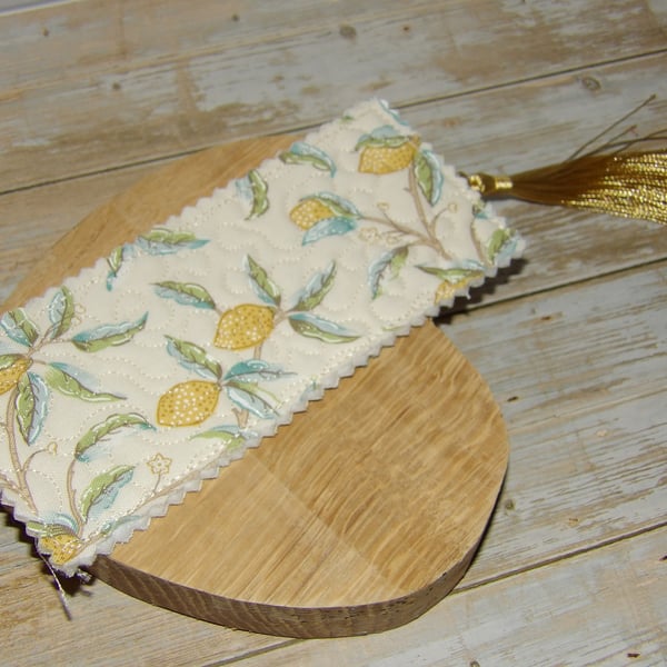 Quilted William Morris bookmark Lemons with tassel 