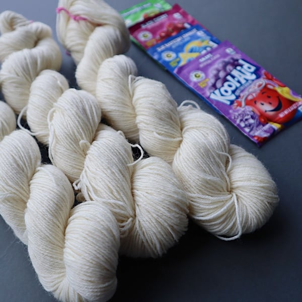 Dye Your Own Yarn Kit