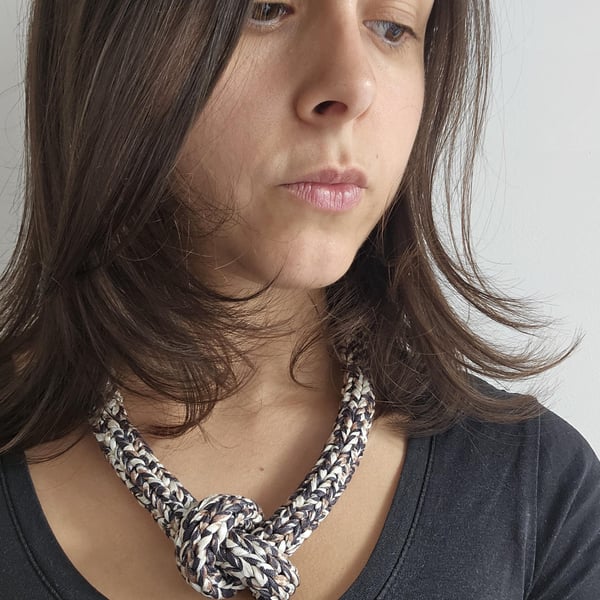Chunky Leopard Print T-Shirt Yarn Necklace & Bracelet Set