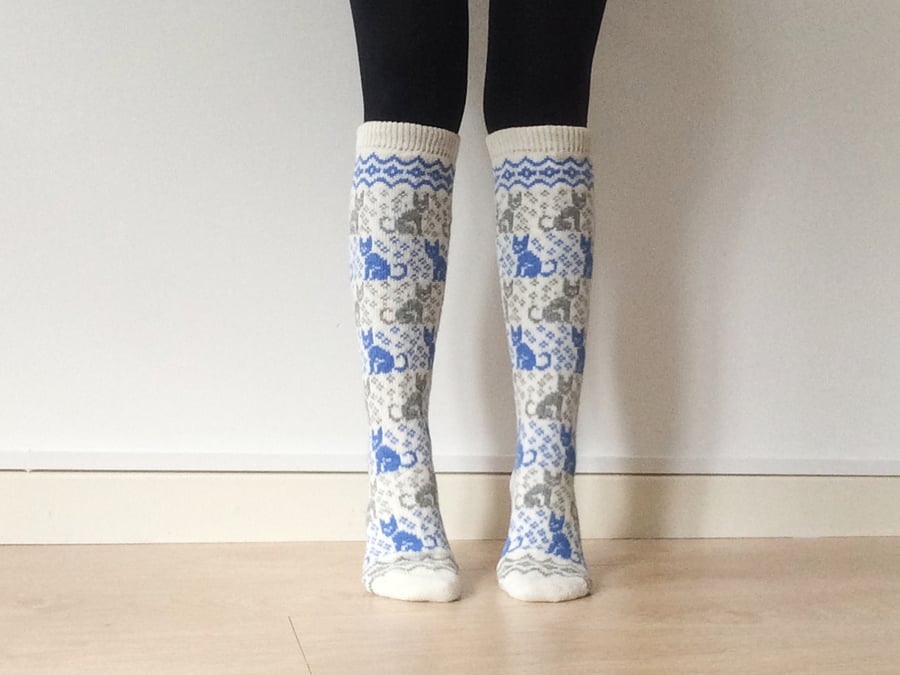 READY TO SHIP Knit long white wool socks with blue grey cat kitten pattern