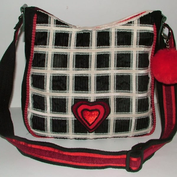 Heart of the flower - Red Heart Handbag