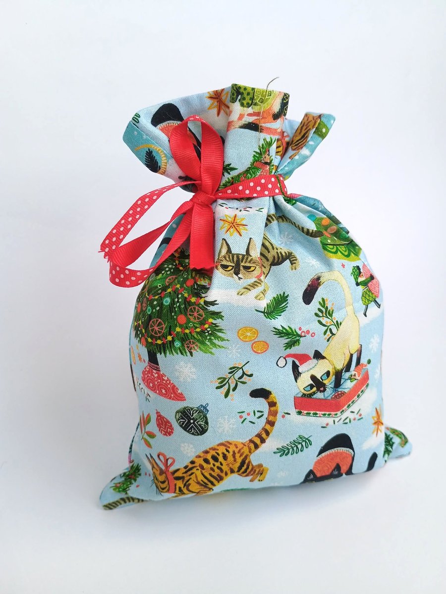 Christmas Gift Bags - Grumpy Cats reusable fabric mini sack
