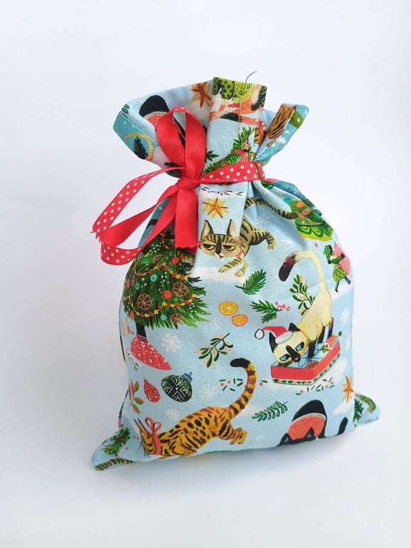 Christmas Gift Bags - Grumpy Cats reusable fabric mini sack
