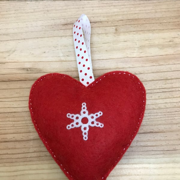  Red Felt Snowflake Heart. (183)