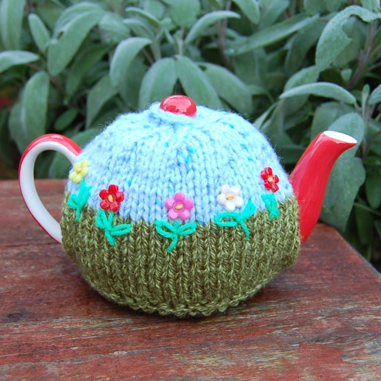 Tea cosy - to fit a small  teapot, knitted tea cosy - flower border