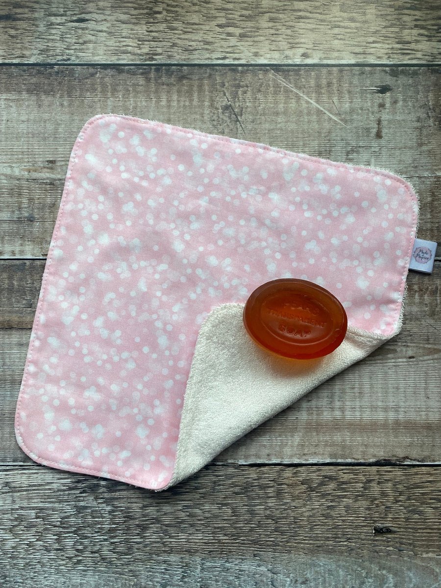 Organic Bamboo Cotton Wash Face Wipe Cloth Flannel Pink White Bokeh Lights