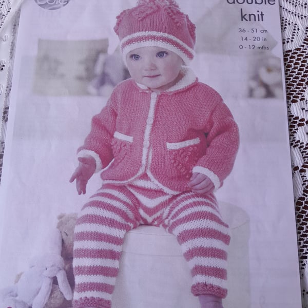 Babies outfit knitting pattern