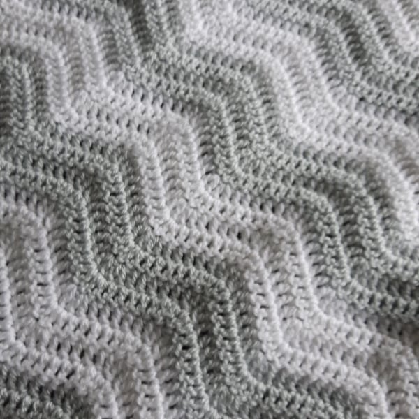 Crochet Ripple Baby Blanket Grey & White