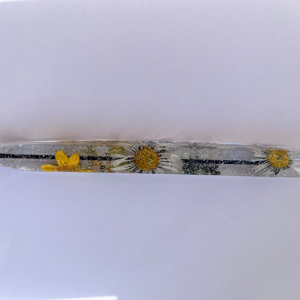 Daisy & Buttercup Pen