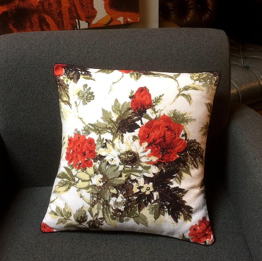 SALE 50s Retro Floral RED ROSE Barkcloth Vintage Fabric Cushion 