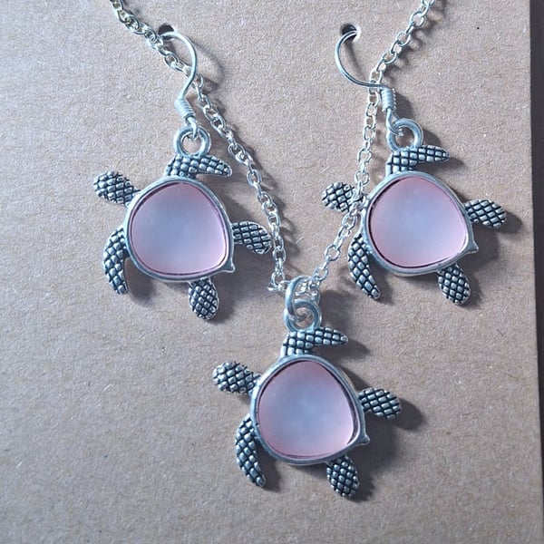 Turtle earring and necklace set