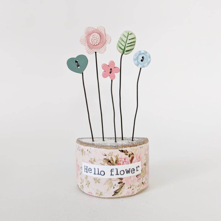 Clay and Button Flower Garden in a Floral Wood Block 'Hello flower'