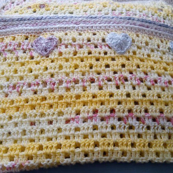 Pastel Crochet Baby Blanket - Little Hearts Baby Blanket - Yellow pastel blanket