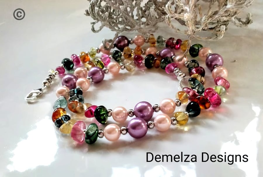 Multicoloured  Quartz Pebble & Shell Pearl Necklace Silver Plate