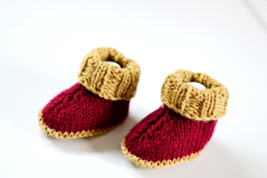 Newborn Boys Gender Reveal,  Knitted Boots Baby Booties