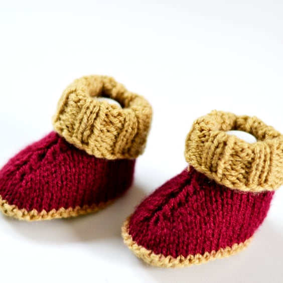 Newborn Boys Gender Reveal,  Knitted Boots Baby Booties