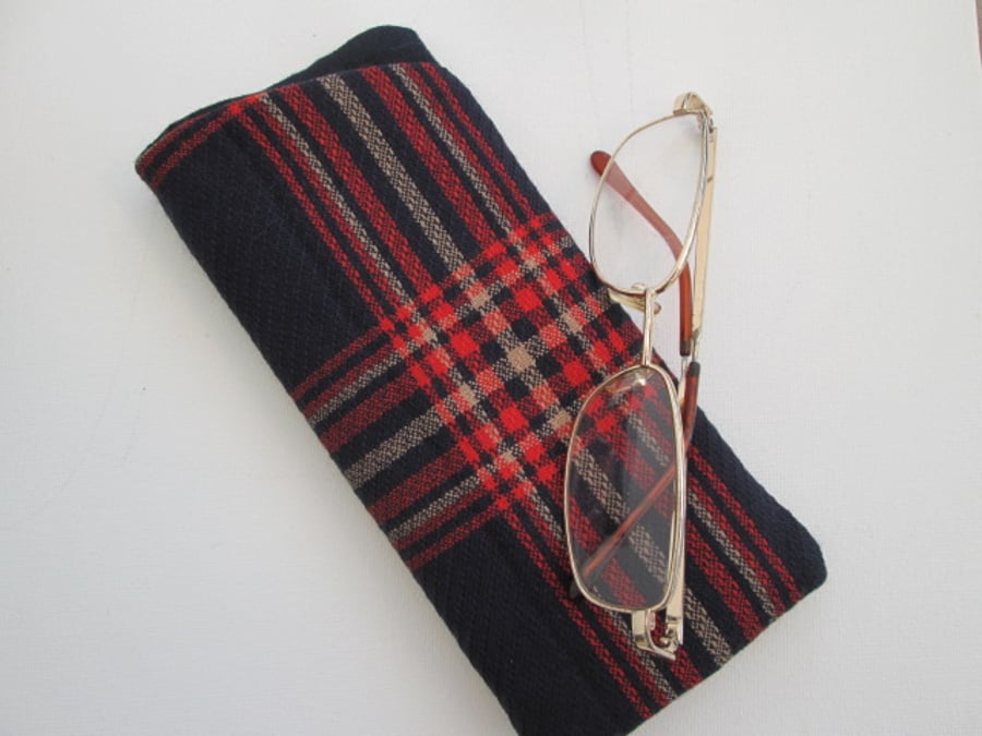 Glasses case