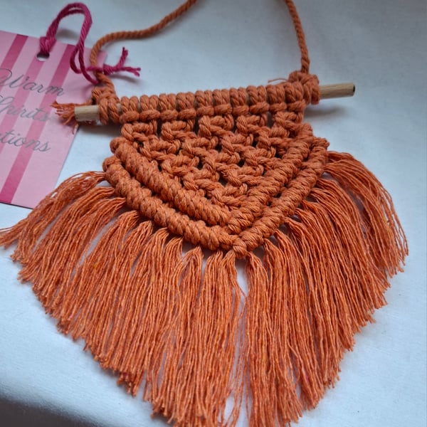 Macrame mini wall hanging