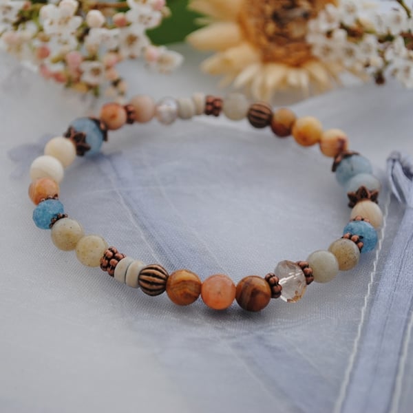 Labradorite & crazy lace agate stretch bracelet (copper)