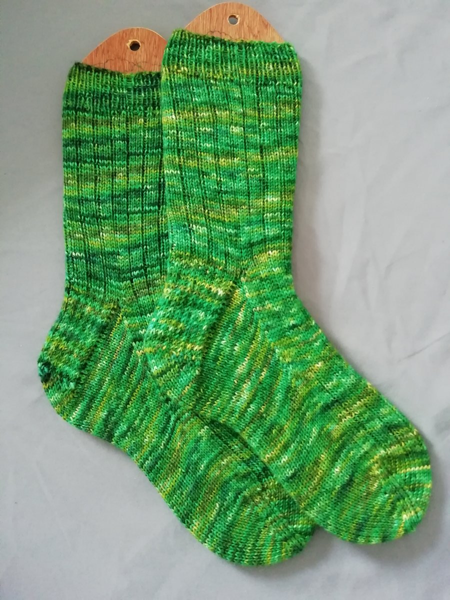 Socks, luxury, Hand Knitted, MEDIUM, Merino Wool, size 5-6