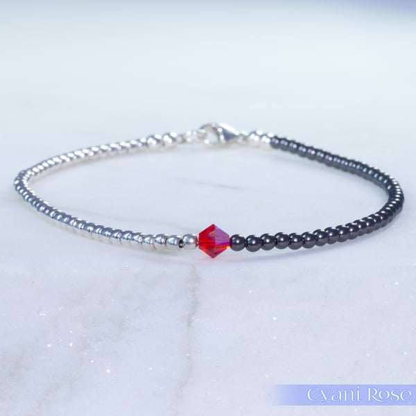 Bracelet dainty sterling silver and Swarovski glass pearl 